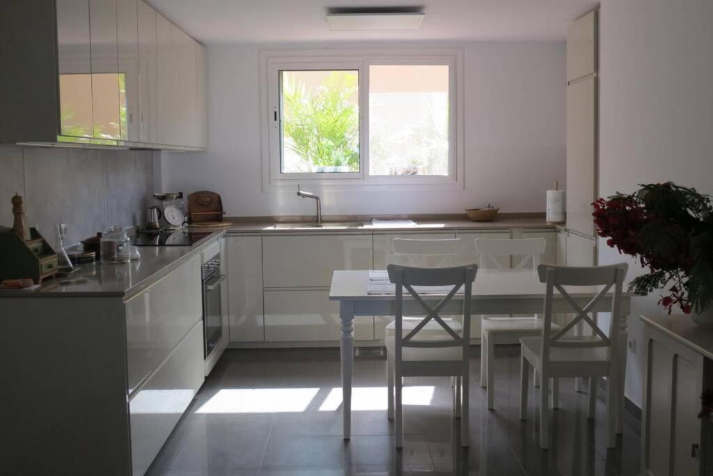 Luxury House With 3 Bedrooms, Sea Wiew And Swimming Pool In A Quiet Residence Puerto de Santiago  Exteriér fotografie